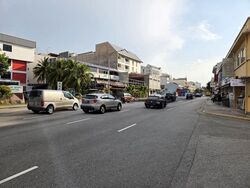 Lorong 27a Geylang (D14), Shop House #578518421